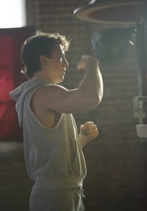 BFT-D13-339Miles Teller in BLEED FOR THIS. Photo credit:  Seacia Pavao	/ Distributor:  Open Road Films